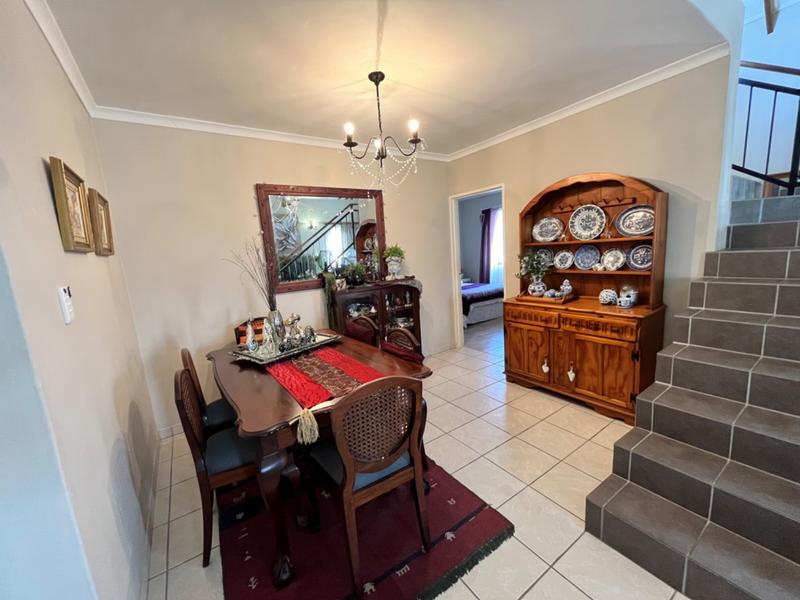 4 Bedroom Property for Sale in Dwarskersbos Western Cape